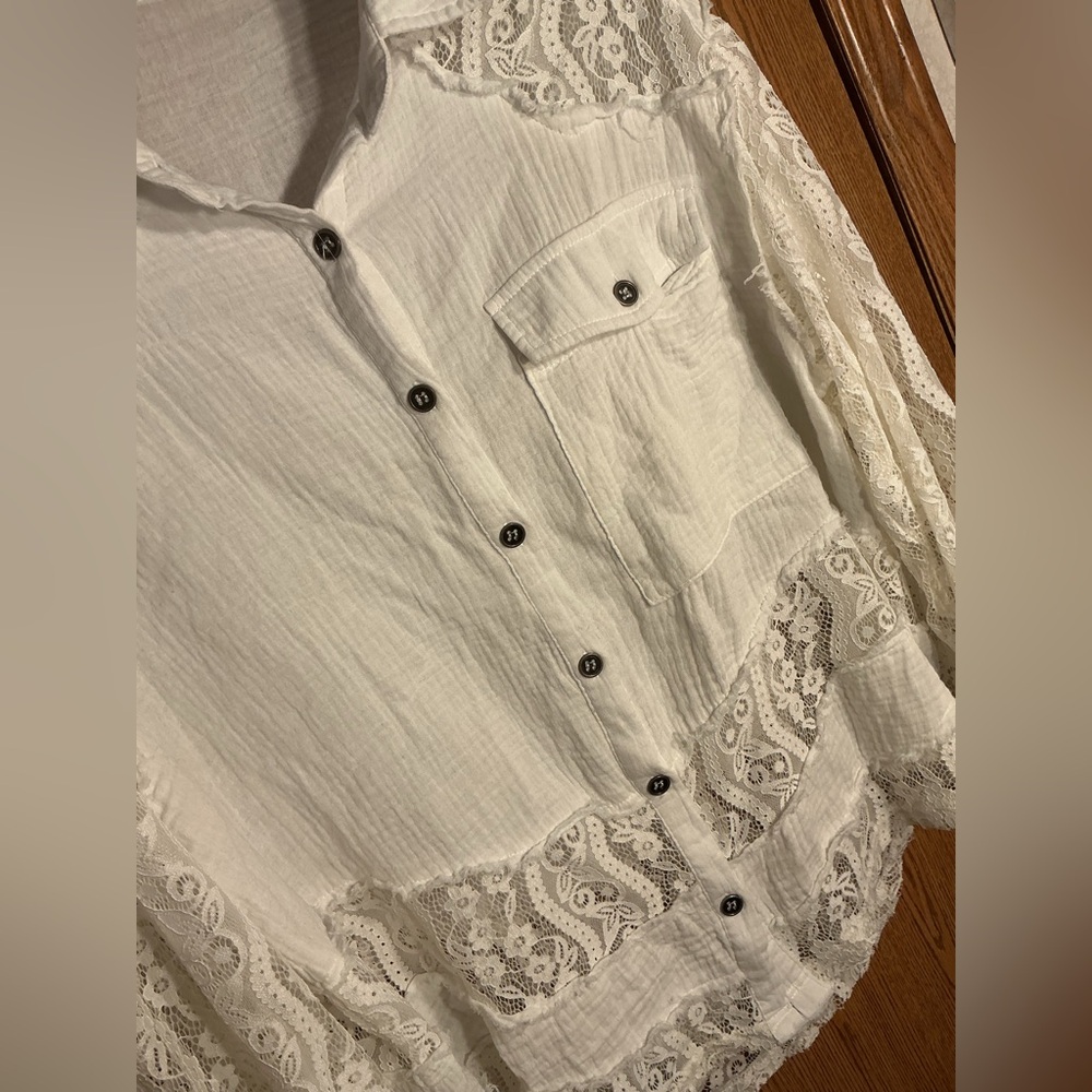 POL Cream Textured Blouse w/ Lace Detail - Picture 5 of 7